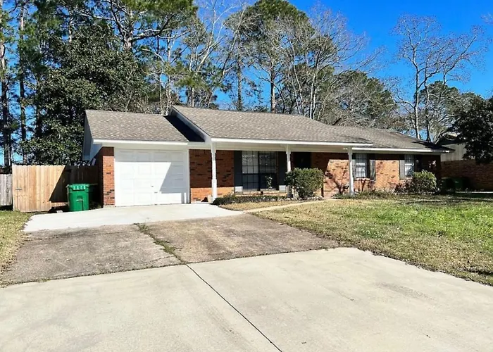 Cozy Ocean Springs Get-Away